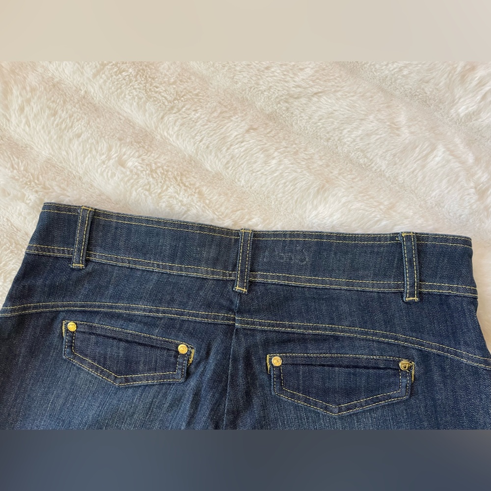 Cache Jeans. - Picture 7 of 11